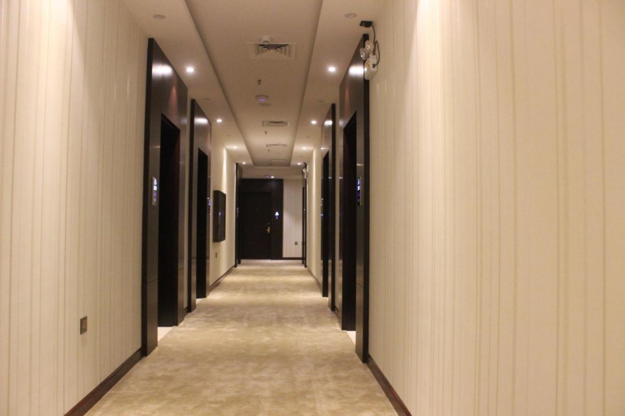 Seasons Park- Mawasim Al Hay At Hotel 吉达 外观 照片